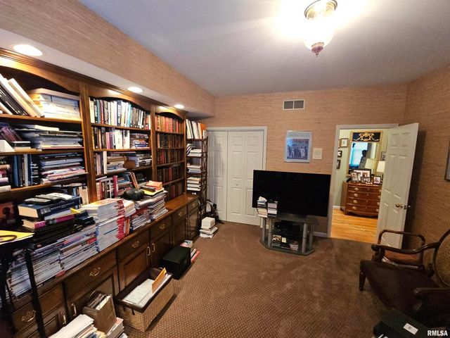 3525 OXFORD Avenue, Mt Vernon, IL 62864