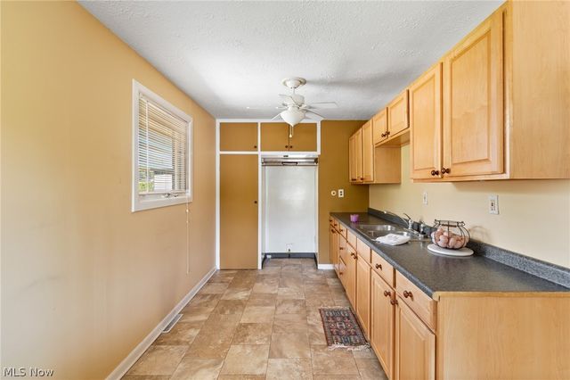 3814 Talent Drive, Akron, OH 44319