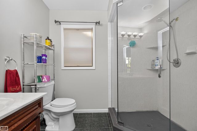 47641 Beacon Square Drive, Macomb Twp, MI 48044