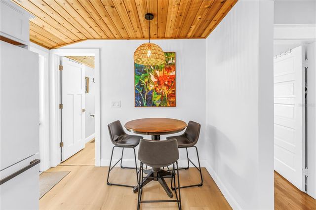 748 11TH AVENUE N, St Petersburg, FL 33701