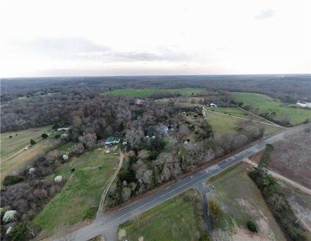 2762 Highway 326, Commerce, GA 30530