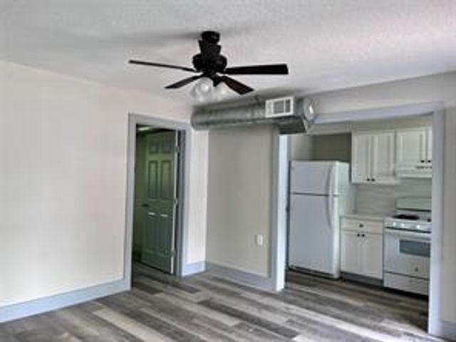 8335 Bonner Drive 3, Houston, TX 77017