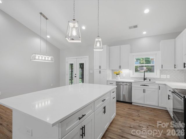 1863 Sardis Drive, Lancaster, SC 29720