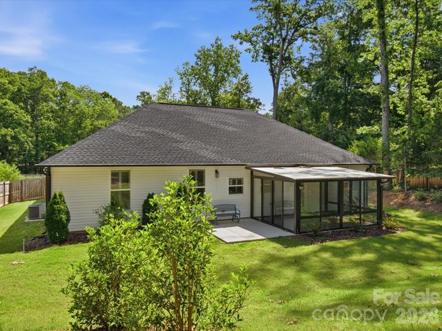 1863 Sardis Drive, Lancaster, SC 29720