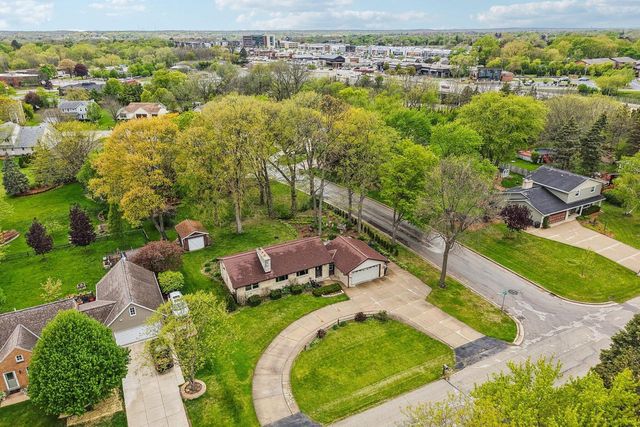 4761 81st STREET, Greenfield, WI 53220