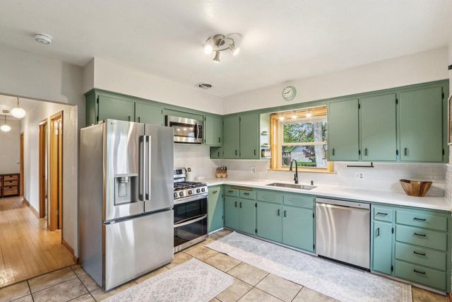 4761 81st STREET, Greenfield, WI 53220