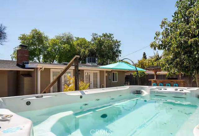 6817 E Bacarro, Long Beach, CA 90815