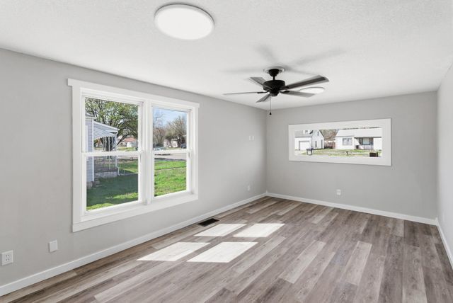 2438 S hydraulic, Wichita, KS 67211