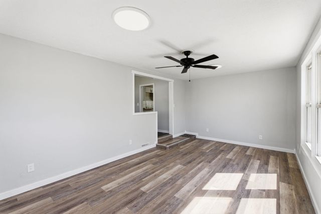 2438 S hydraulic, Wichita, KS 67211