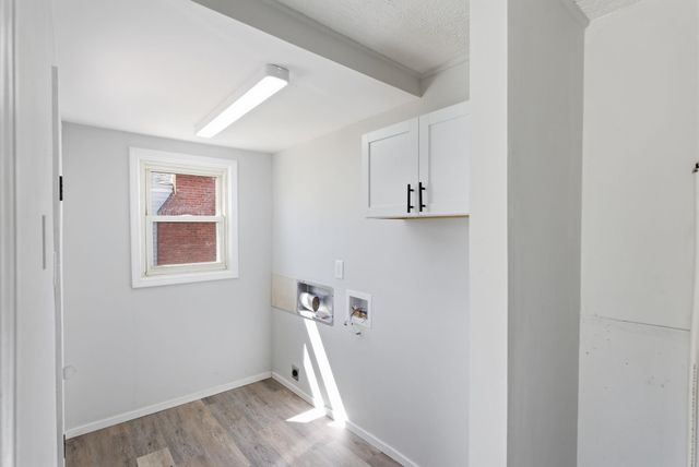 2438 S hydraulic, Wichita, KS 67211