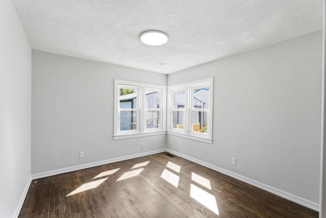 2438 S hydraulic, Wichita, KS 67211