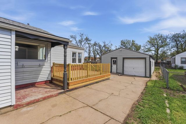 2438 S hydraulic, Wichita, KS 67211