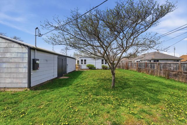 2438 S hydraulic, Wichita, KS 67211