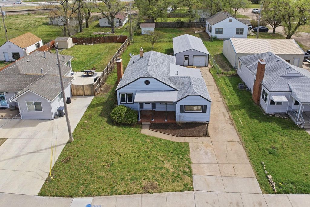 2438 S hydraulic, Wichita, KS 67211