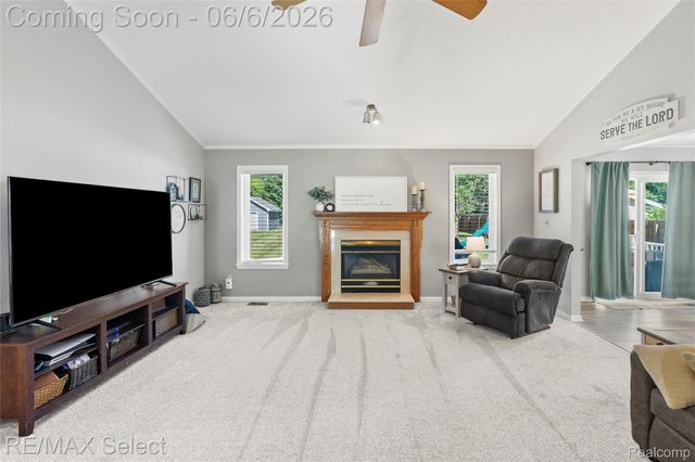 2288 Lost Creek Drive, Clayton Charter Township, MI 48433