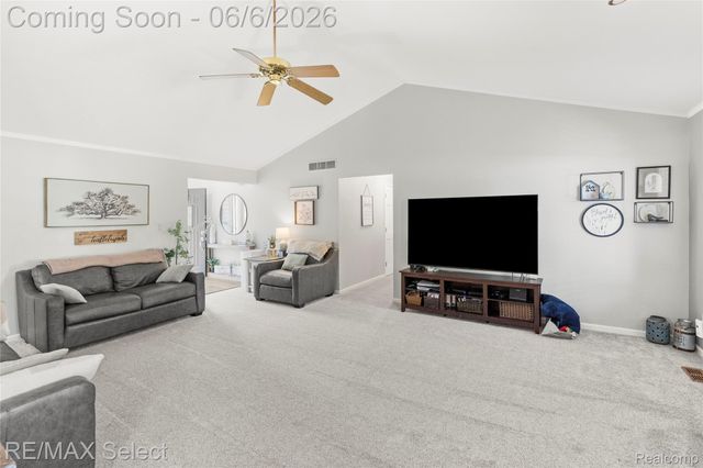 2288 Lost Creek Drive, Clayton Charter Township, MI 48433