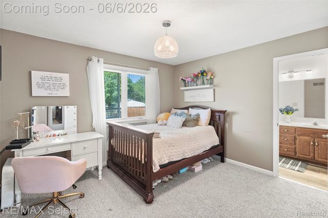 2288 Lost Creek Drive, Clayton Charter Township, MI 48433