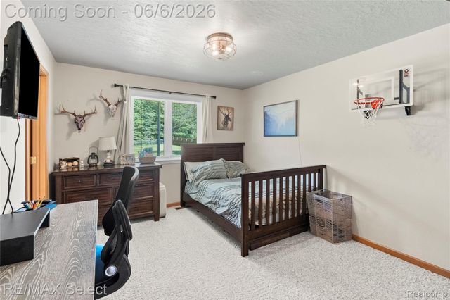 2288 Lost Creek Drive, Clayton Charter Township, MI 48433