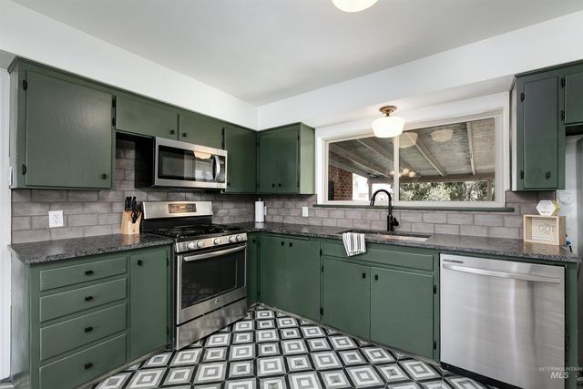 1706 S Hervey St, Boise, ID 83705