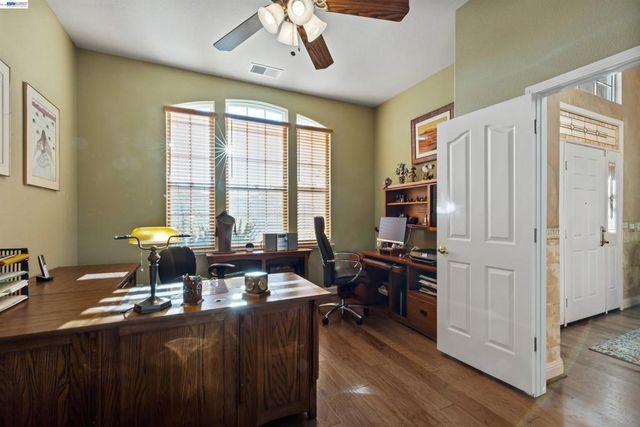 1062 Bountiful Way, Brentwood, CA 94513