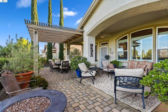 1062 Bountiful Way, Brentwood, CA 94513