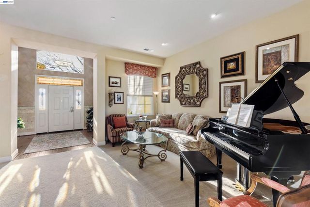 1062 Bountiful Way, Brentwood, CA 94513