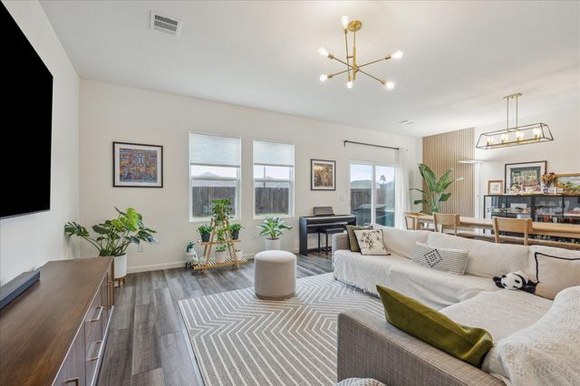 1053 Lacebark Pine Lane, Brookshire, TX 77423