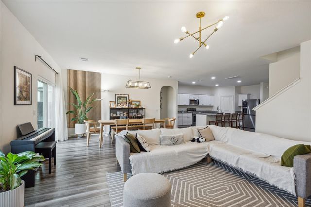 1053 Lacebark Pine Lane, Brookshire, TX 77423