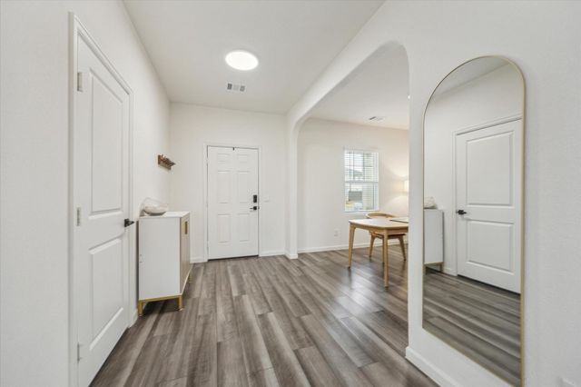 1053 Lacebark Pine Lane, Brookshire, TX 77423