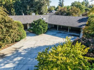 5912 E Hamilton Avenue, Fresno, CA 93727