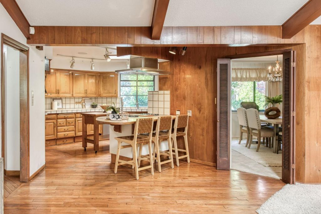 Image 15 of property listing at 5912 E Hamilton Avenue, Fresno, CA 93727