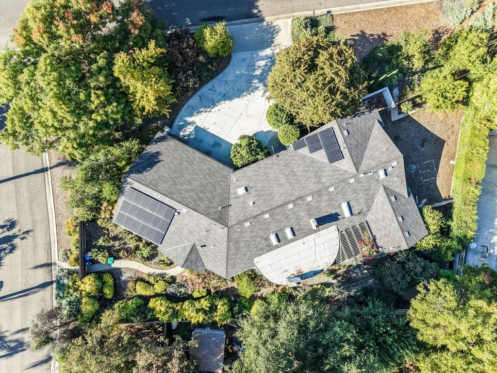 Image 52 of property listing at 5912 E Hamilton Avenue, Fresno, CA 93727