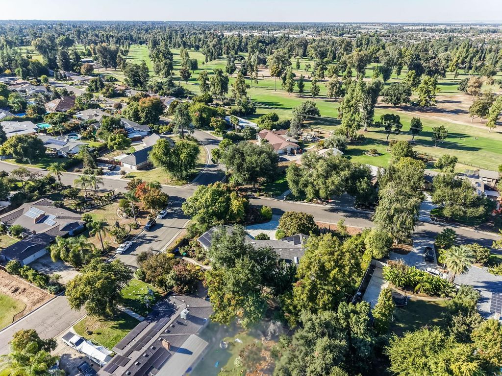 Image 54 of property listing at 5912 E Hamilton Avenue, Fresno, CA 93727