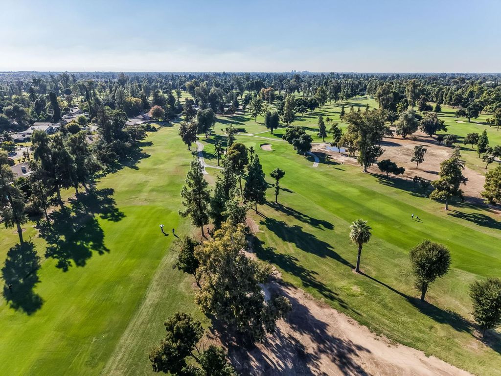 Image 61 of property listing at 5912 E Hamilton Avenue, Fresno, CA 93727