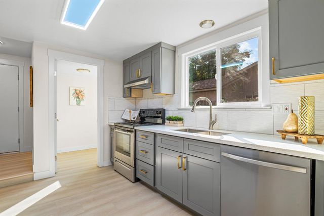 1643 Joseph Ln, Ceres, CA 95307