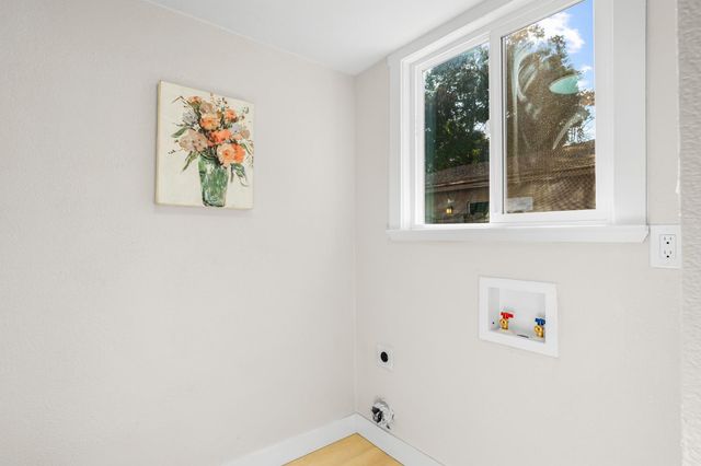 1643 Joseph Ln, Ceres, CA 95307