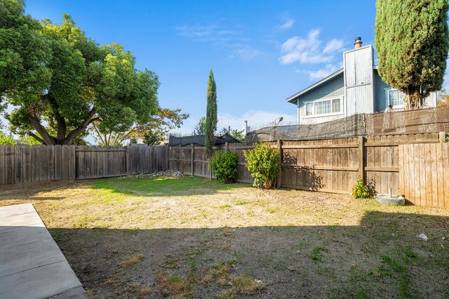 1643 Joseph Ln, Ceres, CA 95307