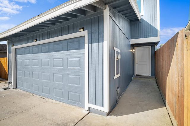 1643 Joseph Ln, Ceres, CA 95307