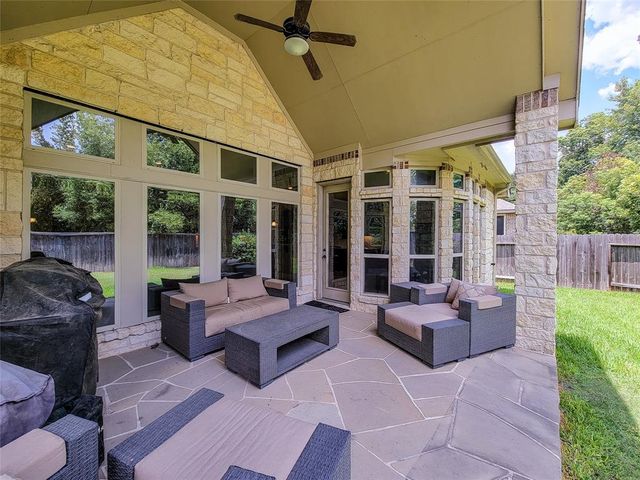 139 Haileys Run, Montgomery, TX 77316