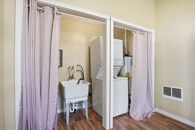 30024 Mound DRIVE, Burlington, WI 53105