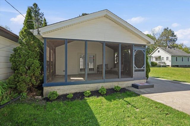 30024 Mound DRIVE, Burlington, WI 53105
