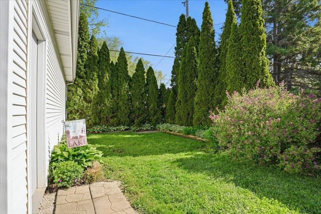 30024 Mound DRIVE, Burlington, WI 53105