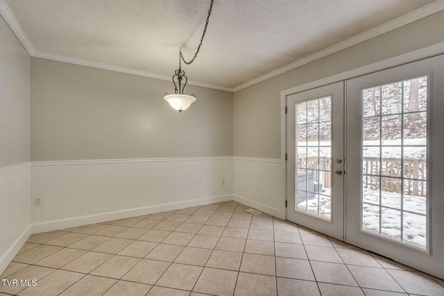 135 Riders Drive, Gate City, VA 24251