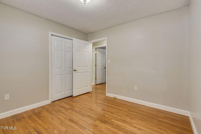 135 Riders Drive, Gate City, VA 24251