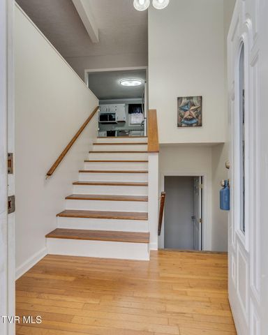 135 Riders Drive, Gate City, VA 24251