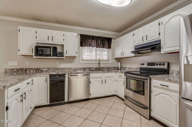 135 Riders Drive, Gate City, VA 24251