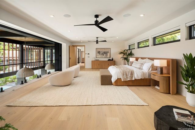 4543 Aukai Avenue, Honolulu, HI 96816