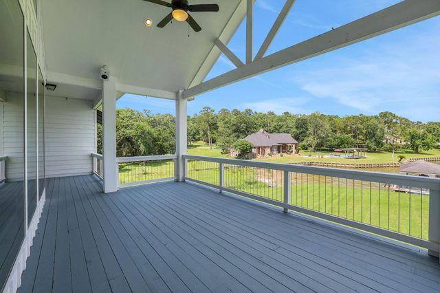 231 Ridge Cove Lane, Coldspring, TX 77331