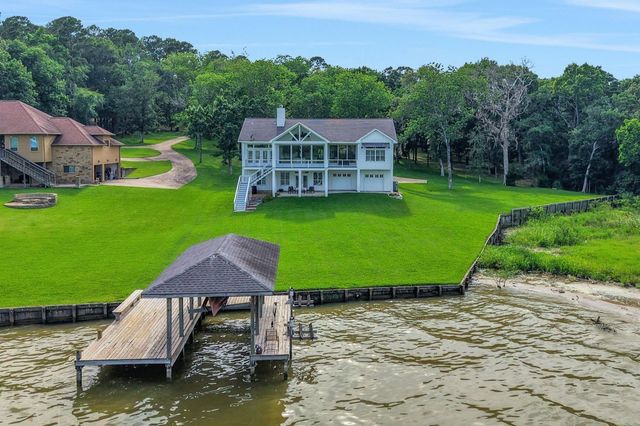 231 Ridge Cove Lane, Coldspring, TX 77331
