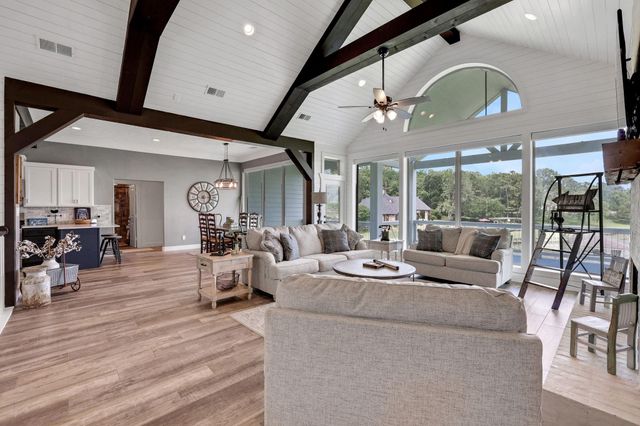 231 Ridge Cove Lane, Coldspring, TX 77331